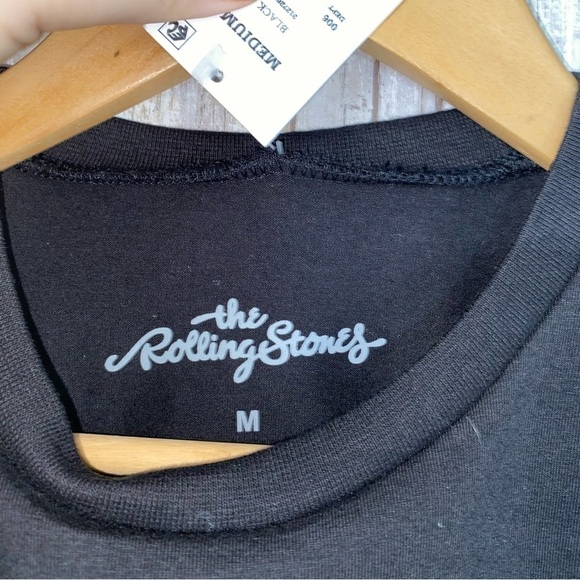 NWT The Rolling Stones Dye Black Crop - Picture 6 of 6